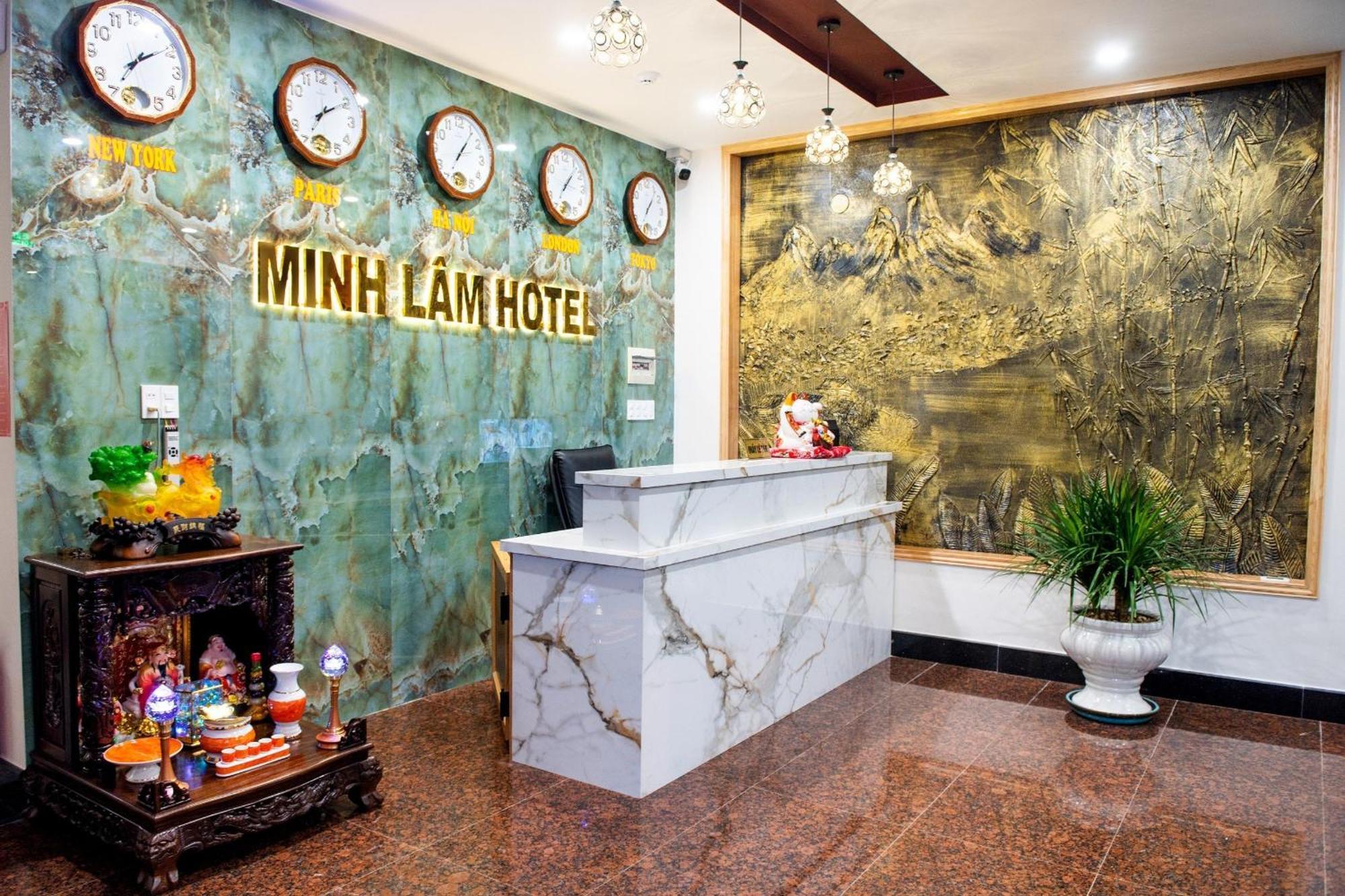 Minh Lam Hotel Pleiku Exteriör bild